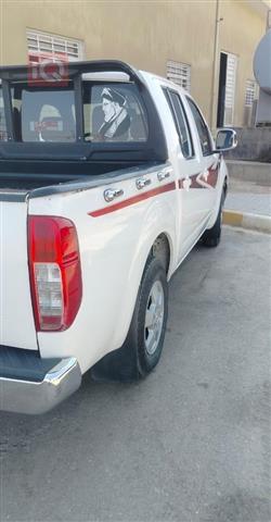 نيسان نافارا